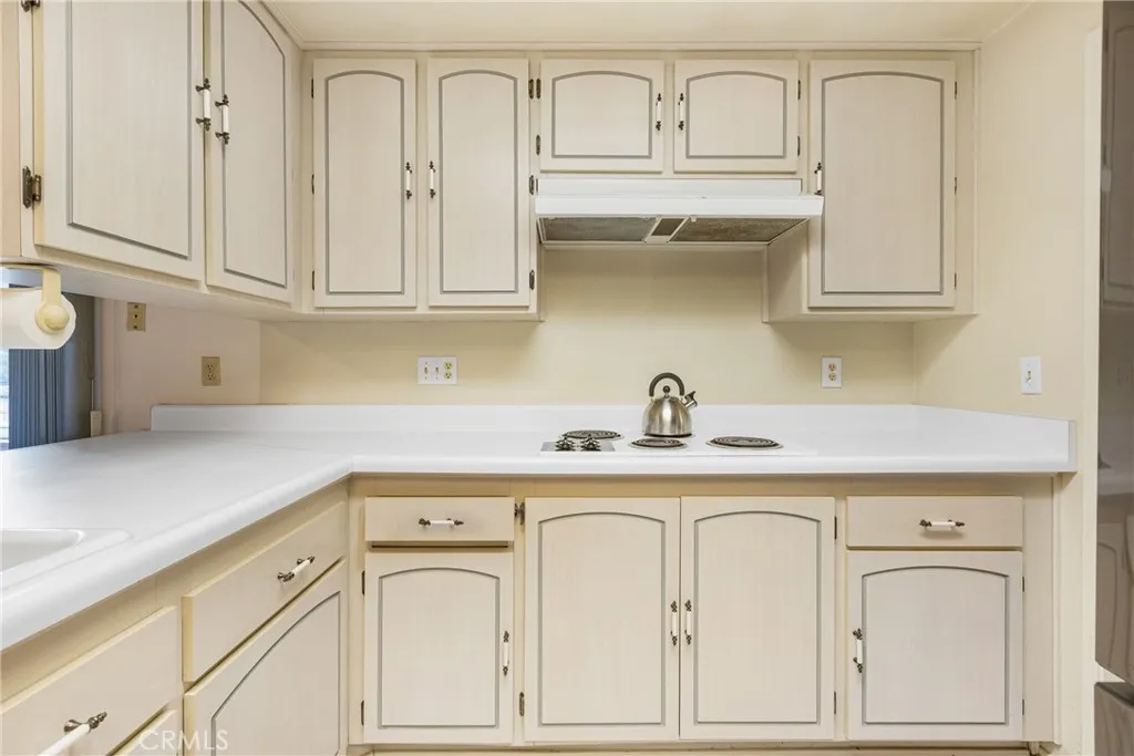 1788 N Coolcrest Avenue, Upland, California 91784 home-pic-13